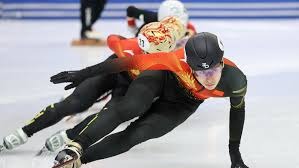 解析波士顿红袜队芬威球场绿色怪物对投手投球心理的细微影响