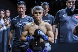 以王俊杰第一人称独白，解读他打韩国“尿检之战”，男篮锋线希望