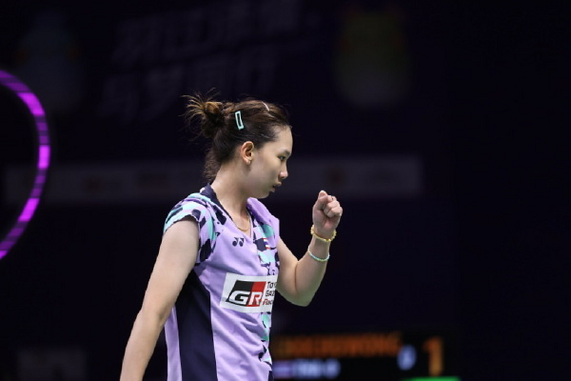 更多的个人 更多的个人