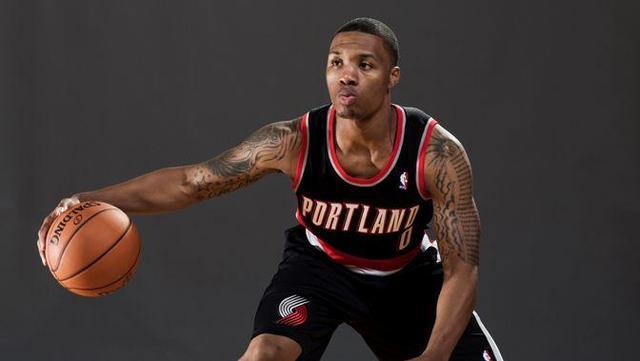 是任何电子 是任何电子